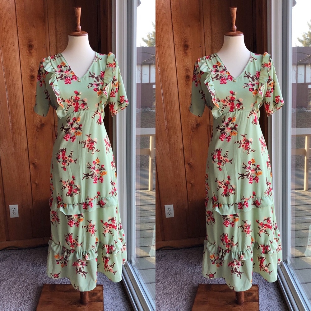 ❌❌Sold❌❌ Chiffon fabric dress